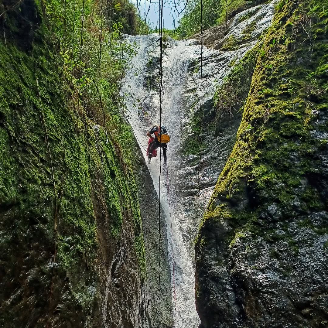 Canyoning